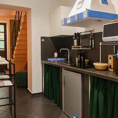 La Residenza Dell' Alloro דירה