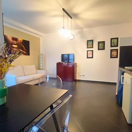 דירה La Residenza Dell' Alloro פלרמו