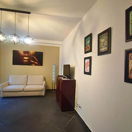 La Residenza Dell' Alloro דירה *