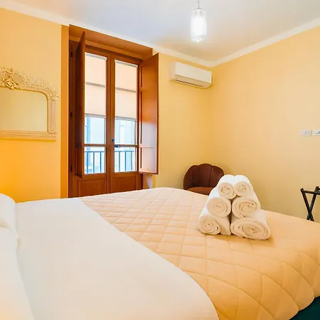 דירה La Residenza Dell' Alloro פלרמו